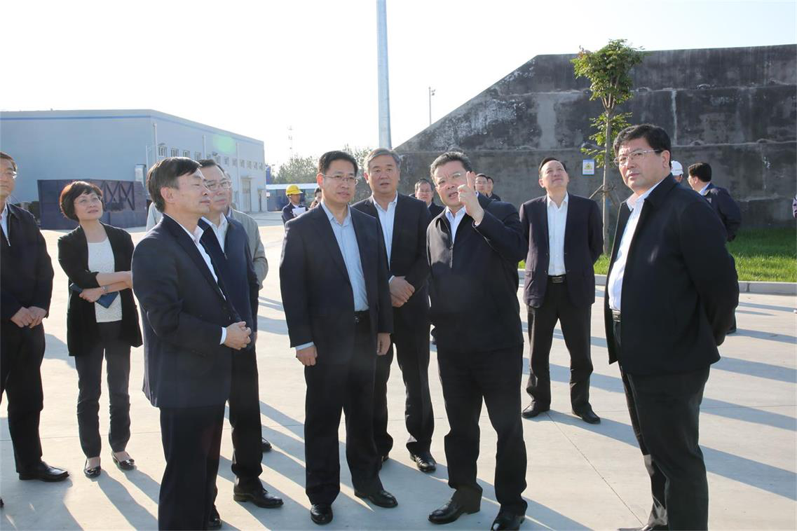 市委副書(shū)記、市長(zhǎng)孟凡利考察平度南村大型秸稈生物天然氣項(xiàng)目